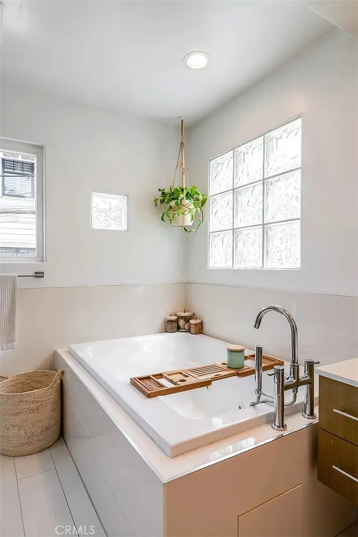433 Marine #B Manhattan Beach, CA 90266