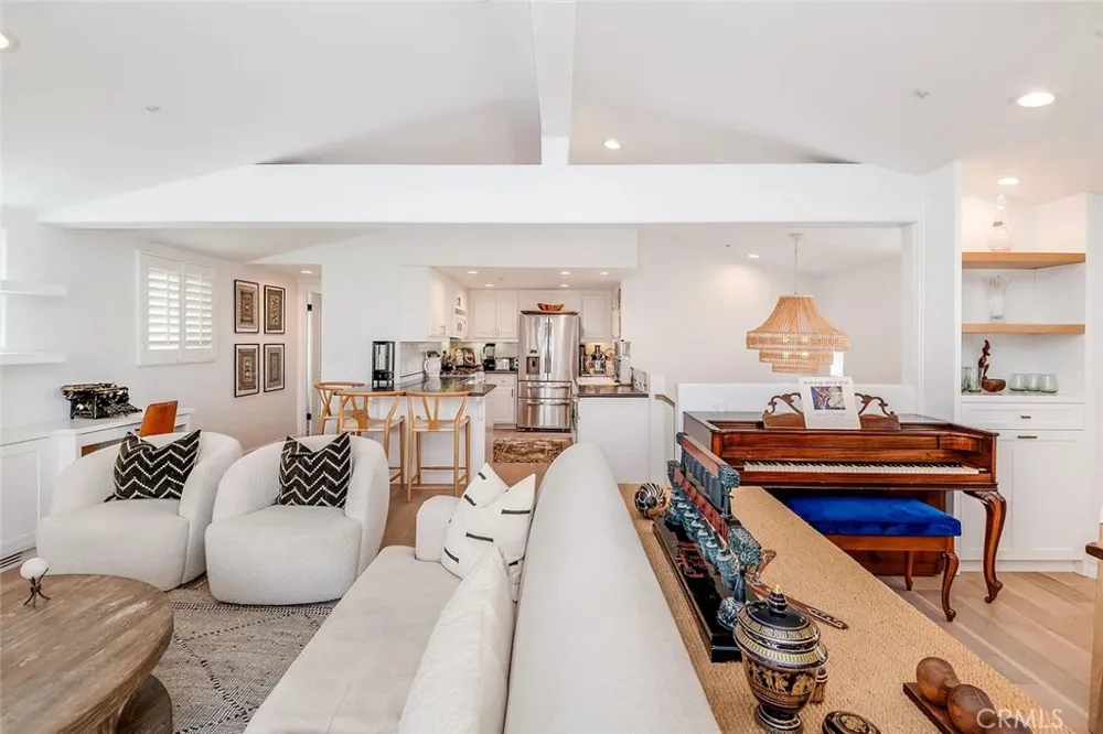 433 Marine #B Manhattan Beach, CA 90266