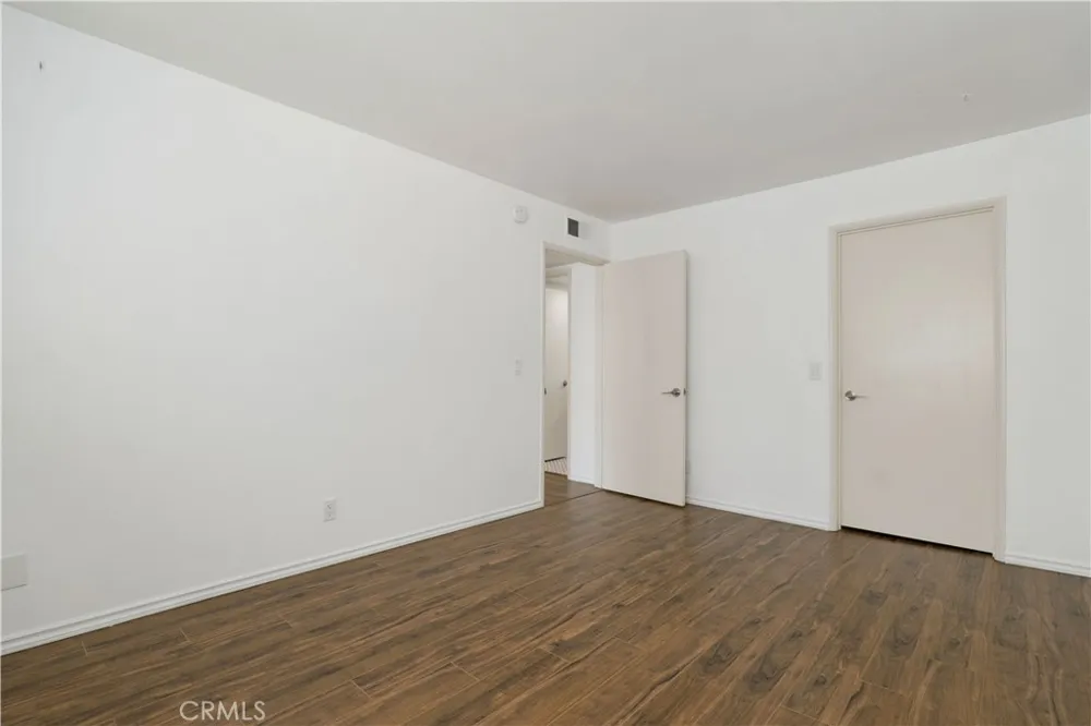 4511 Murietta Avenue #8 Sherman Oaks, CA 91423