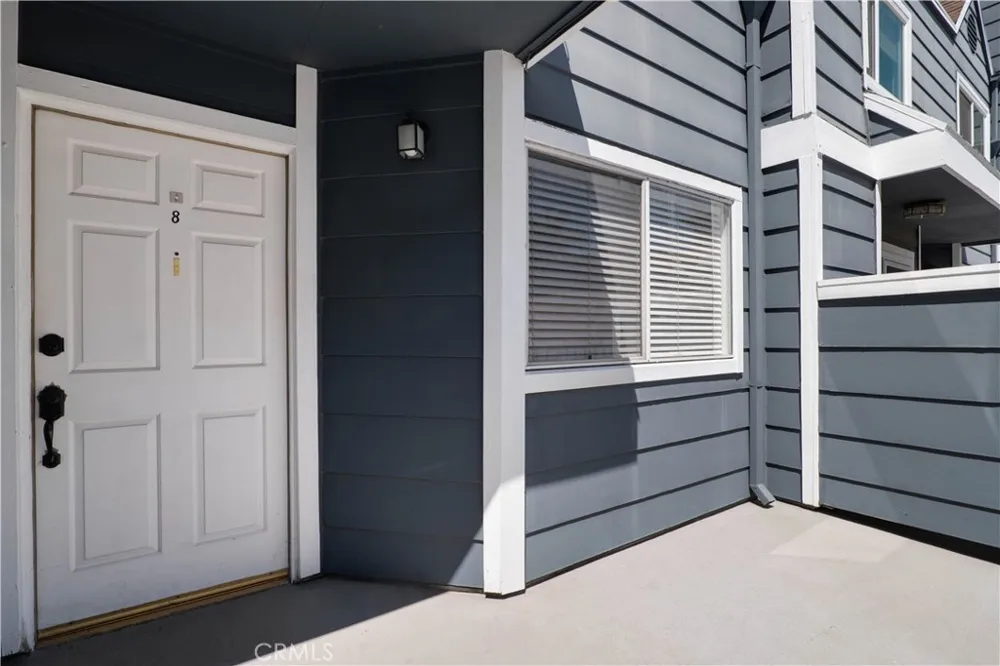 4511 Murietta Avenue #8 Sherman Oaks, CA 91423