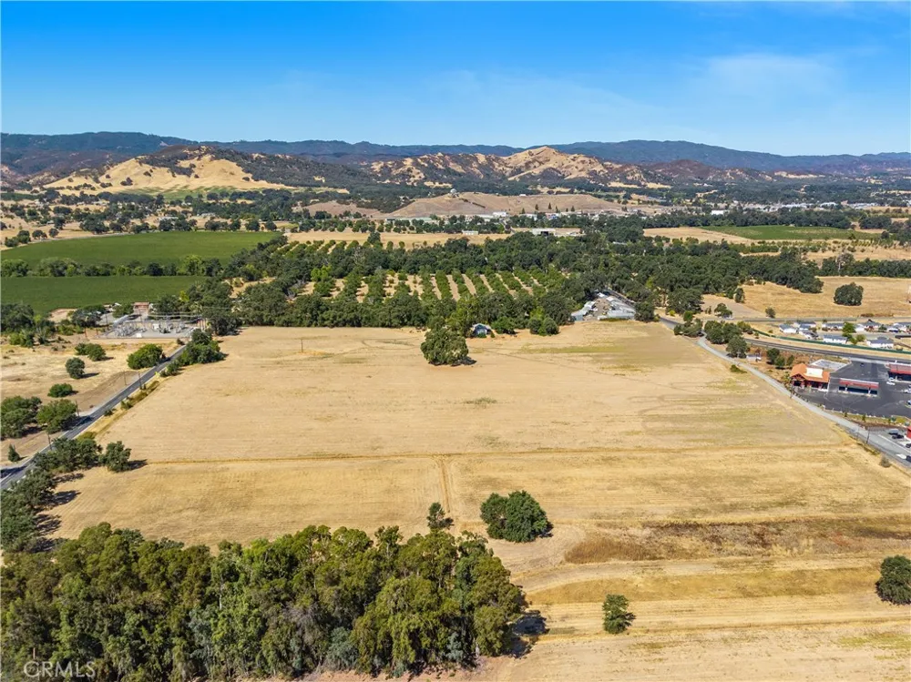 1090 Big Valley Rd Lakeport, CA 95453