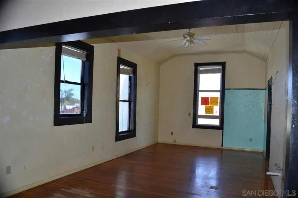169 E Main St. El Cajon, CA 92020