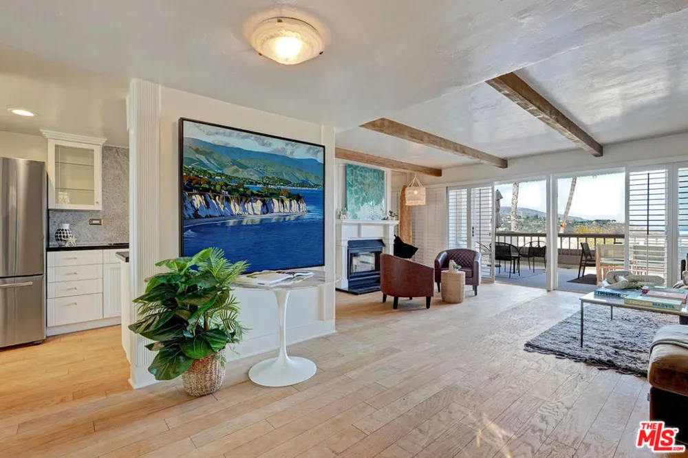 23904 De Ville Way #D Malibu, CA 90265