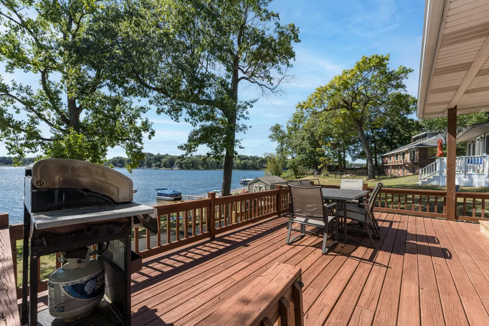 10790 Stoney Point Drive Prairieville Township, MI 49046