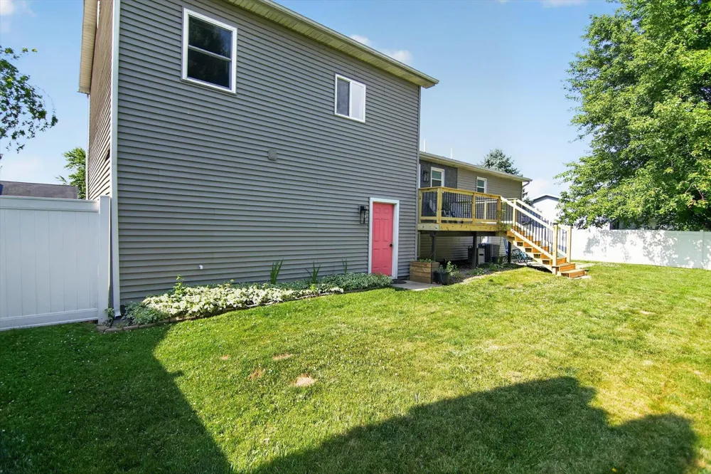 438 South Street Blissfield Township, MI 49228