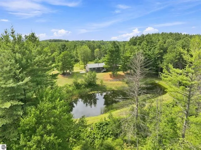 21222 21 Mile Road Burdell Township, MI 49688