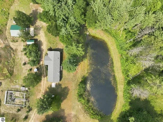 21222 21 Mile Road Burdell Township, MI 49688