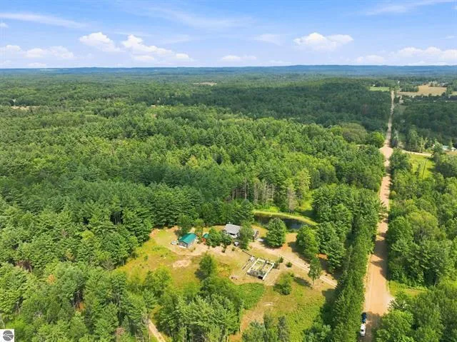 21222 21 Mile Road Burdell Township, MI 49688