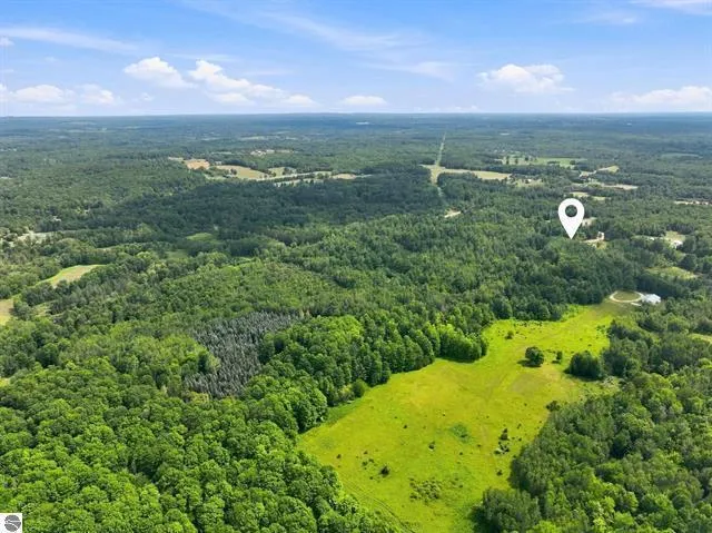 21222 21 Mile Road Burdell Township, MI 49688