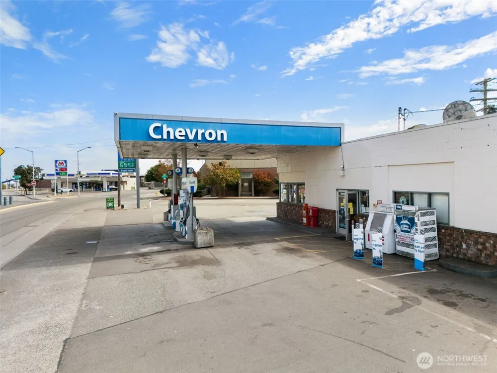 402 Marine Drive Port Angeles, WA 98363