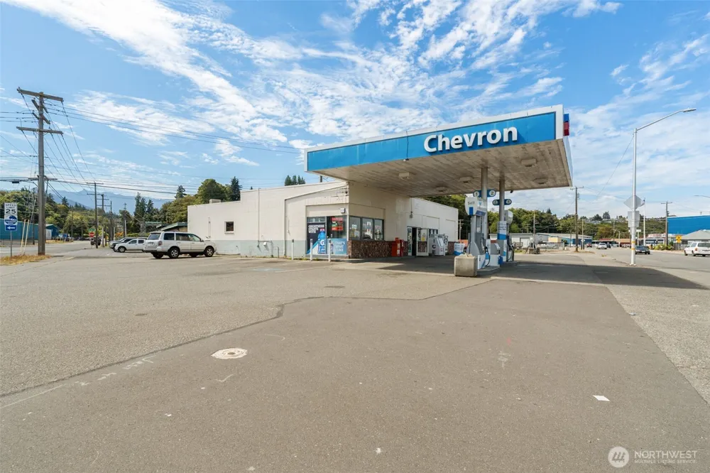 402 Marine Drive Port Angeles, WA 98363