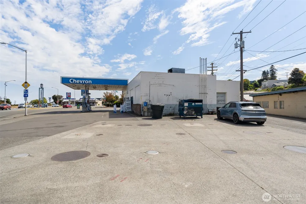 402 Marine Drive Port Angeles, WA 98363