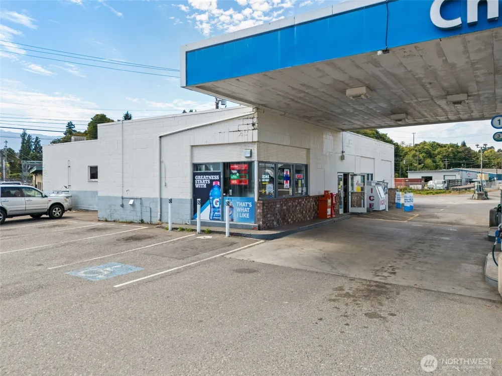 402 Marine Drive Port Angeles, WA 98363