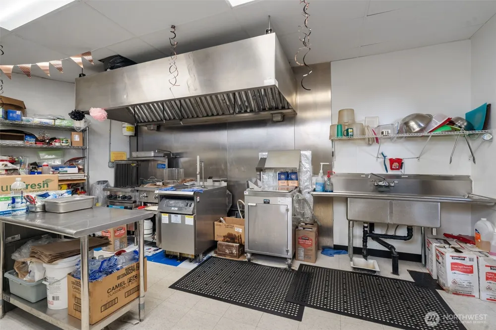 402 Marine Drive Port Angeles, WA 98363