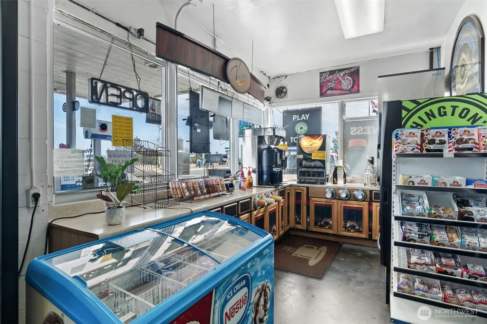 402 Marine Drive Port Angeles, WA 98363