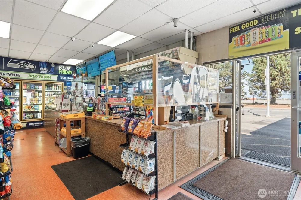 402 Marine Drive Port Angeles, WA 98363