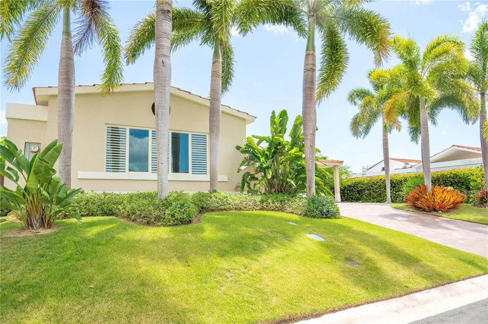 302 CAMINO DE LOS CEDROS Dorado, PR 00646
