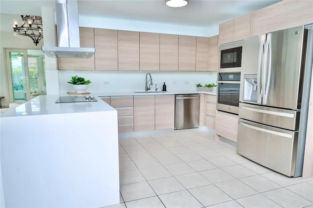 302 CAMINO DE LOS CEDROS Dorado, PR 00646