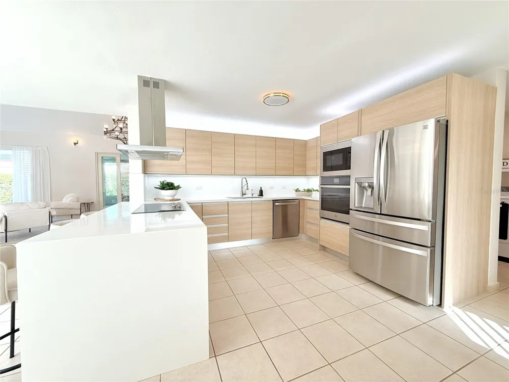 302 CAMINO DE LOS CEDROS Dorado, PR 00646