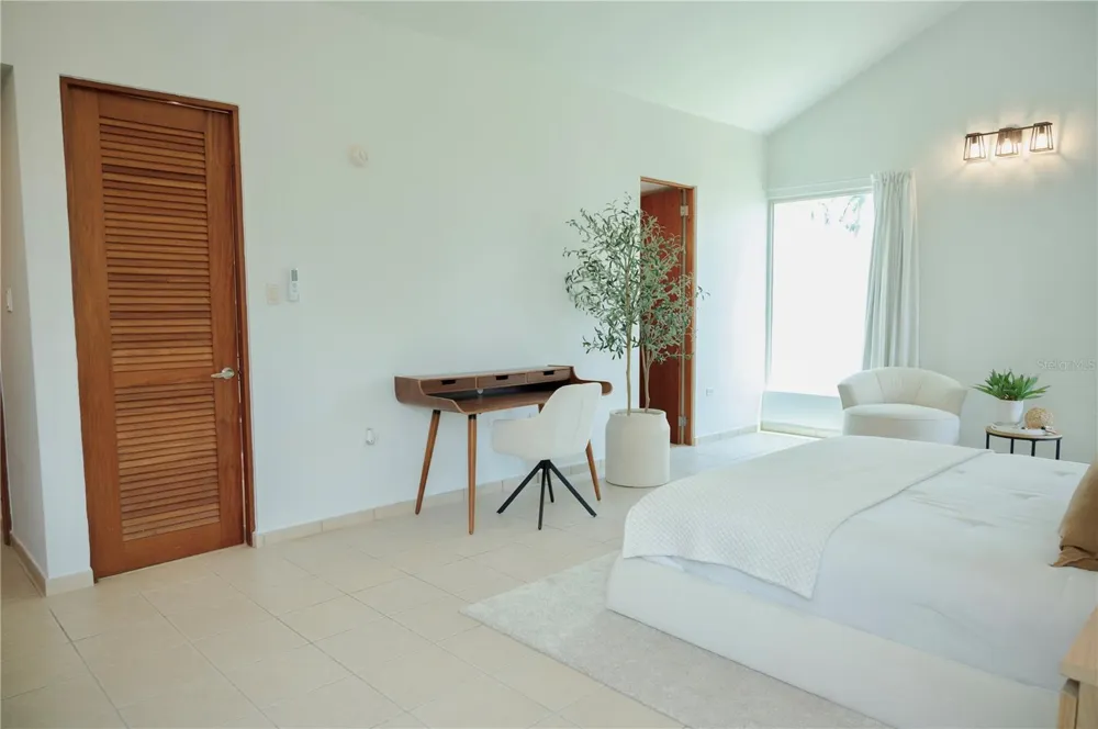 302 CAMINO DE LOS CEDROS Dorado, PR 00646