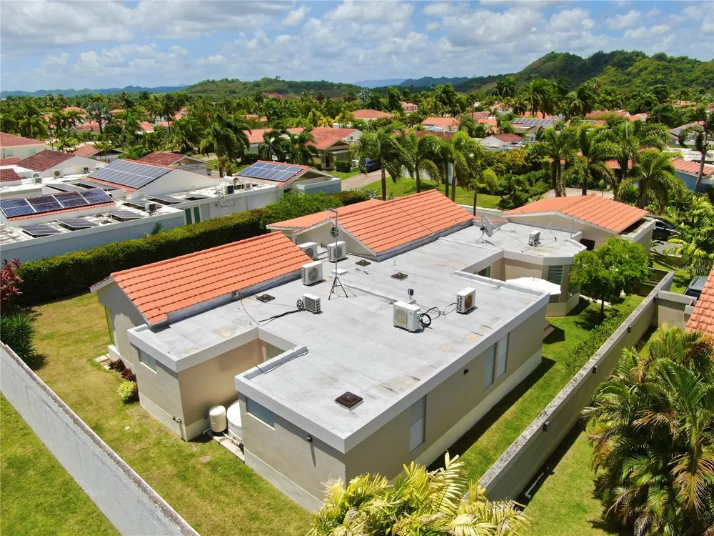 302 CAMINO DE LOS CEDROS Dorado, PR 00646
