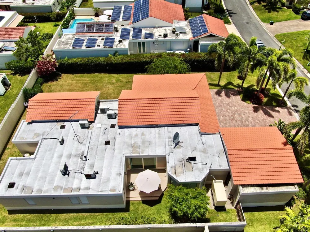 302 CAMINO DE LOS CEDROS Dorado, PR 00646
