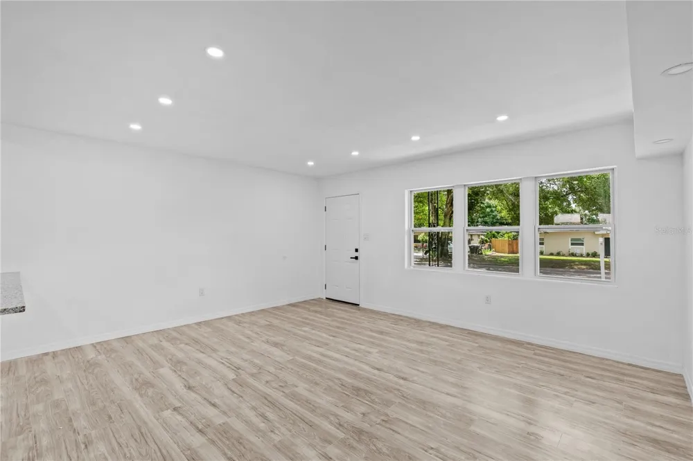 1435 EDEN DRIVE Apopka, FL 32703