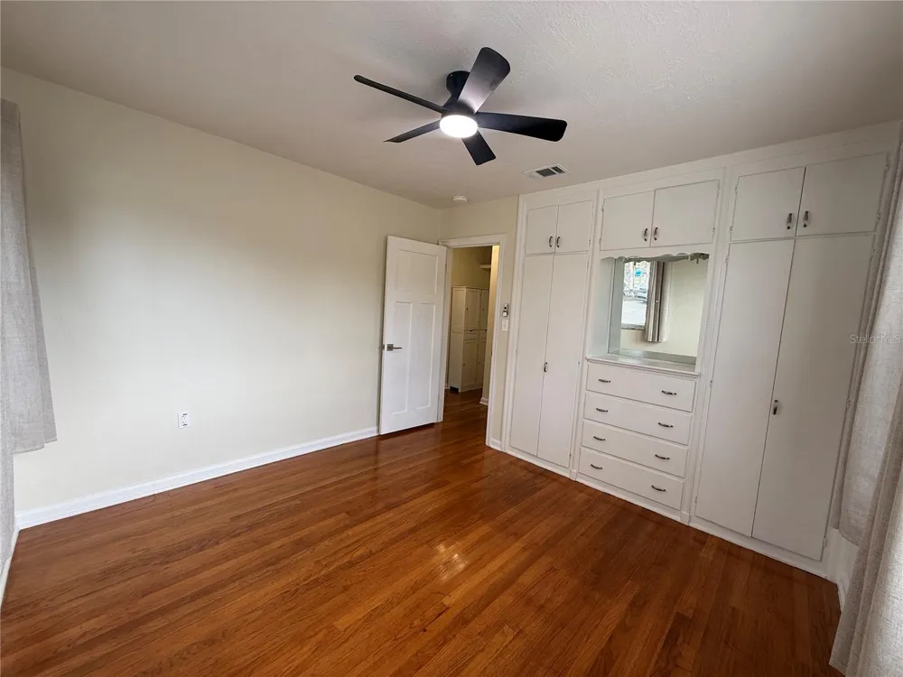 465 BRIARCLIFF AVENUE Eustis, FL 32726