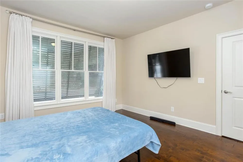 100 Batten Board Way Woodstock, GA 30189