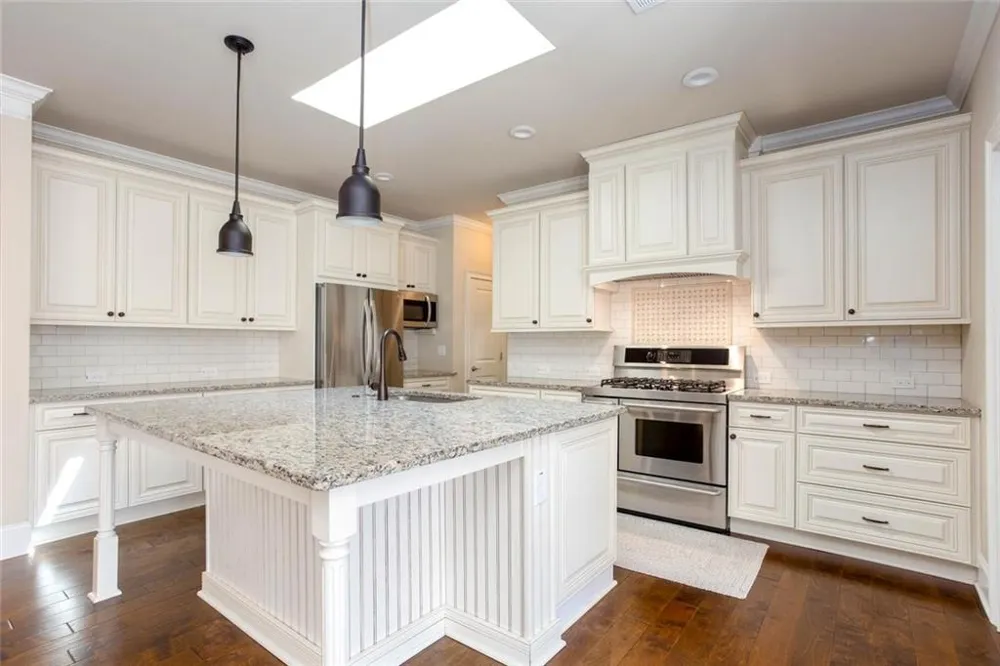 100 Batten Board Way Woodstock, GA 30189