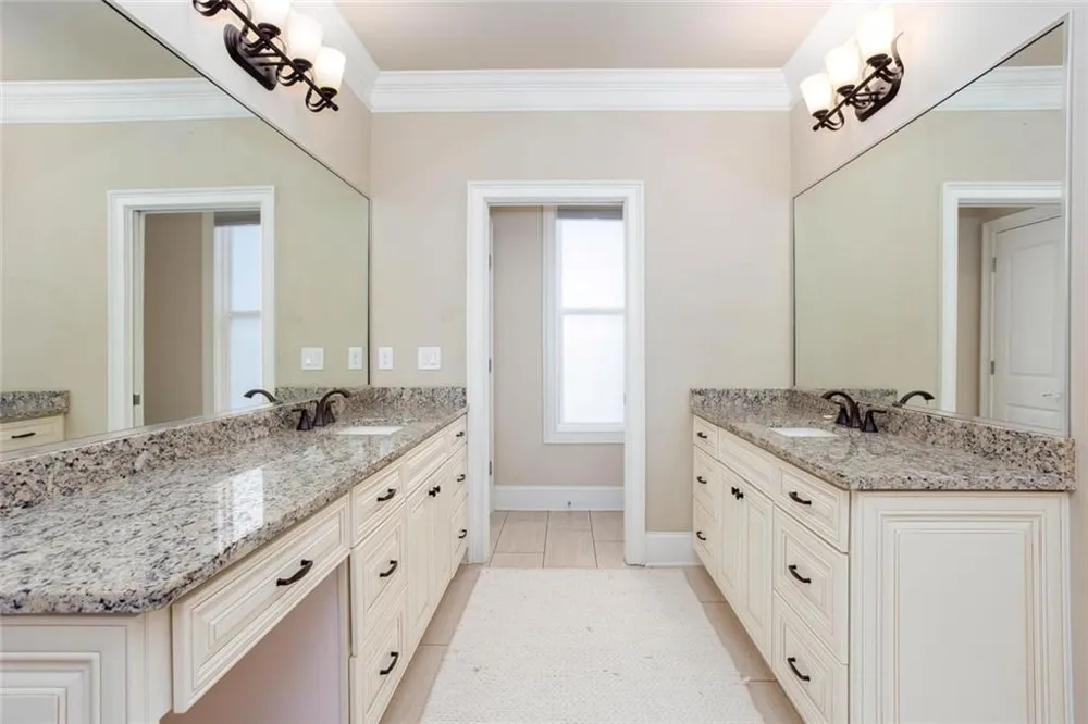 100 Batten Board Way Woodstock, GA 30189