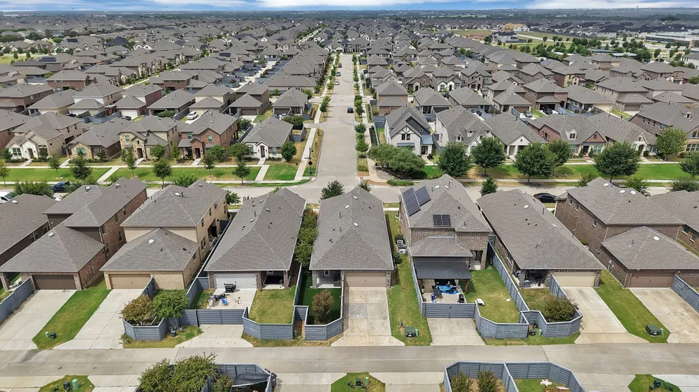 7001 Dandelion Drive Little Elm, TX 76227