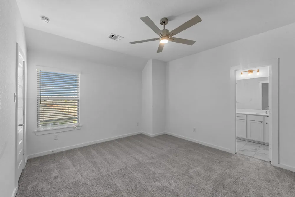 600 Juniper Heights Lane Waller, TX 77484