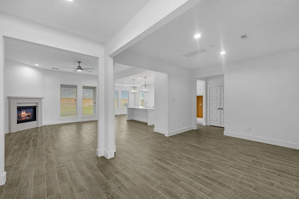 600 Juniper Heights Lane Waller, TX 77484