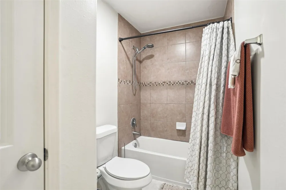 14 Carmel Chase Court Manvel, TX 77578