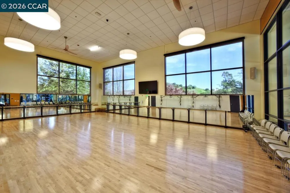 1457 Oakmont Drive #7 Walnut Creek, CA 94595