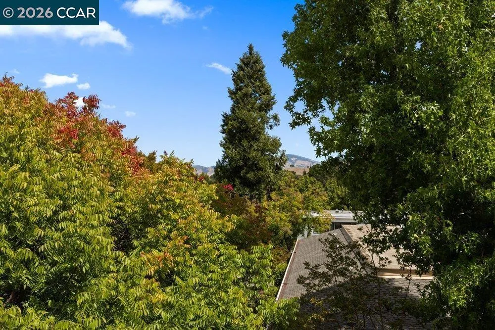 1457 Oakmont Drive #7 Walnut Creek, CA 94595
