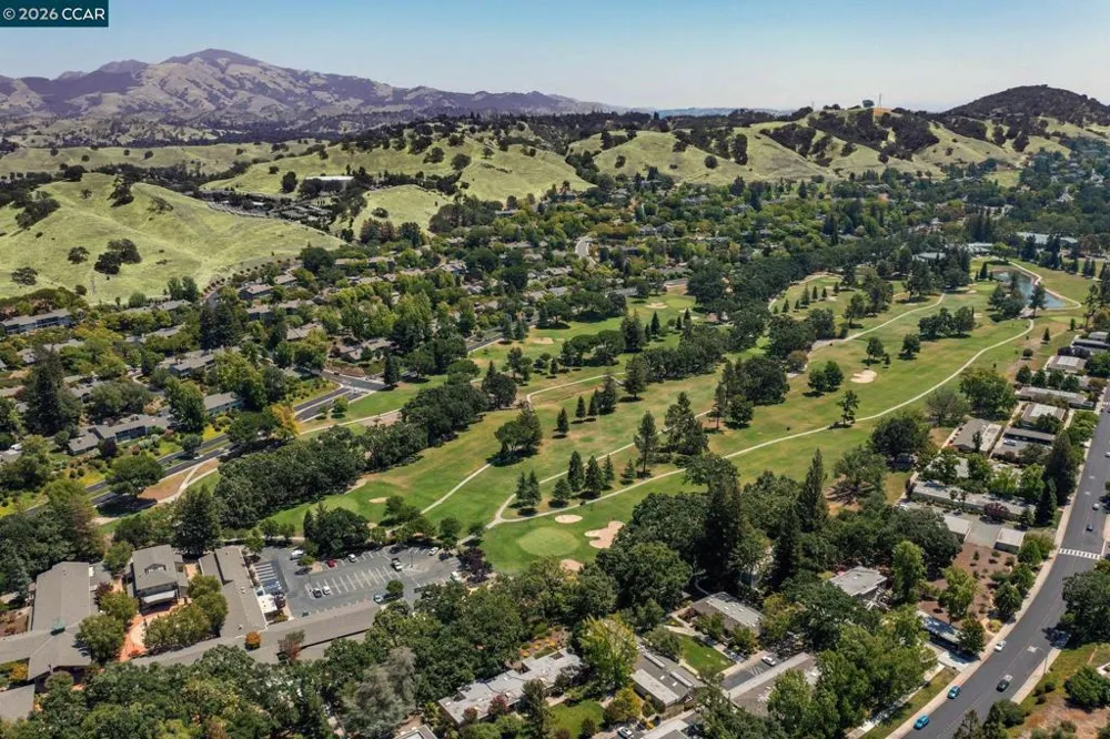 1457 Oakmont Drive #7 Walnut Creek, CA 94595