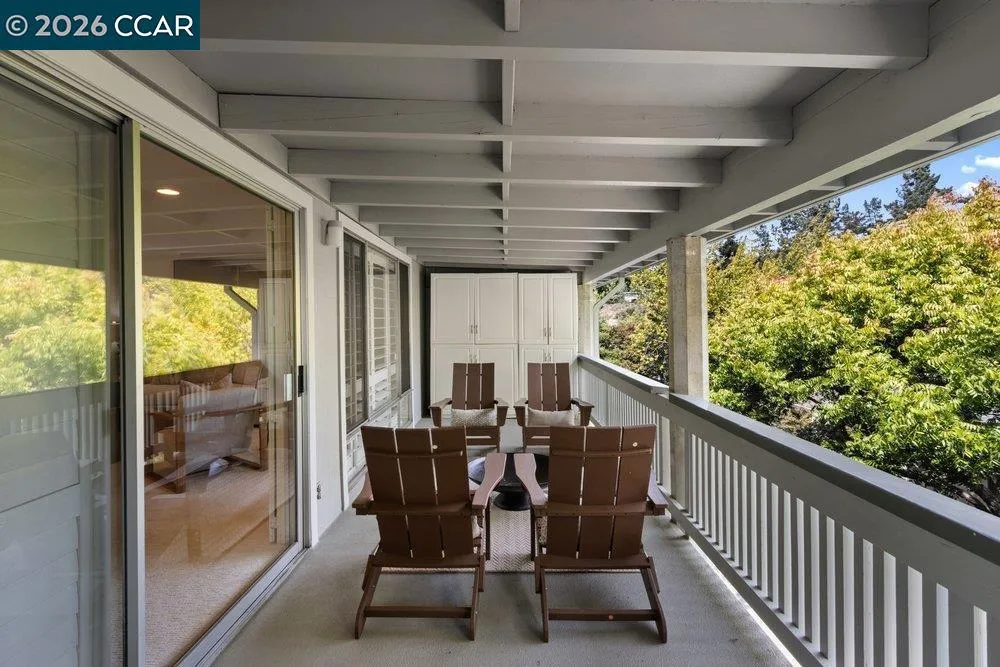 1457 Oakmont Drive #7 Walnut Creek, CA 94595