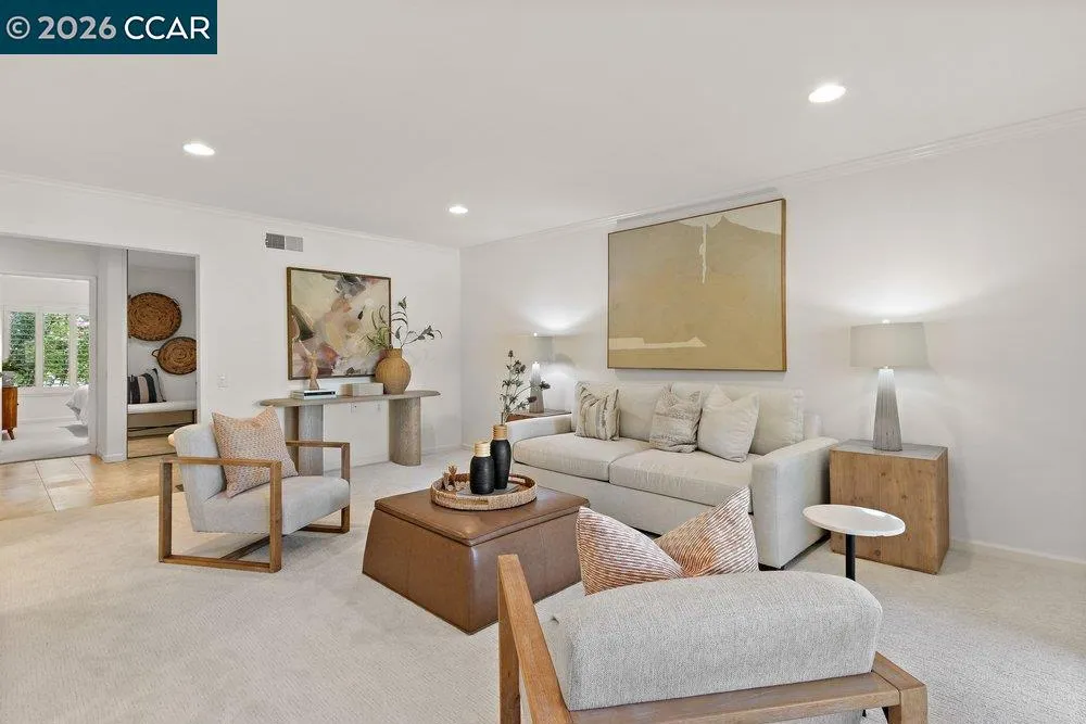 1457 Oakmont Drive #7 Walnut Creek, CA 94595
