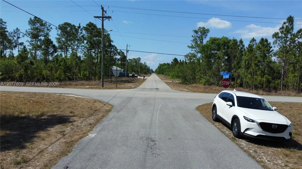 3007 E 10th St Lehigh Acres, FL 33972