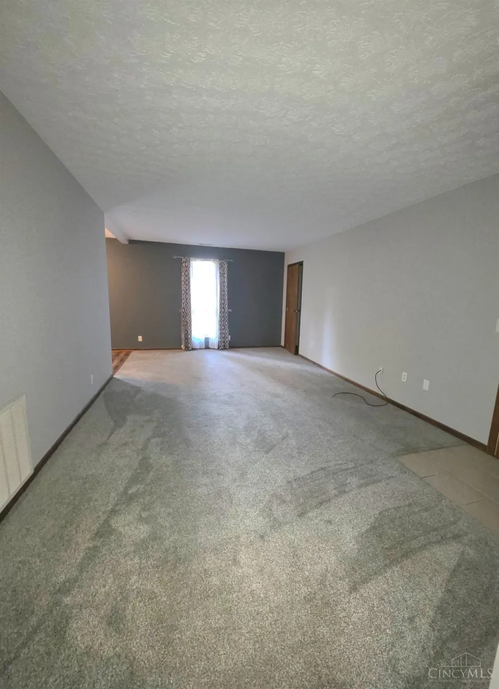 2050 Sunset Drive Hamilton, OH 45013