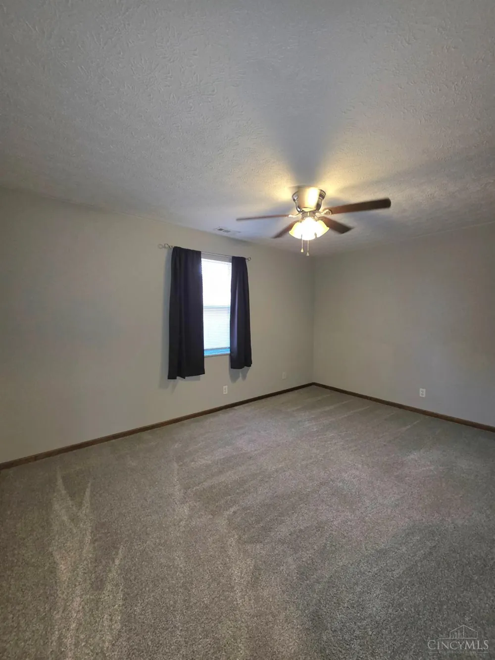 2050 Sunset Drive Hamilton, OH 45013