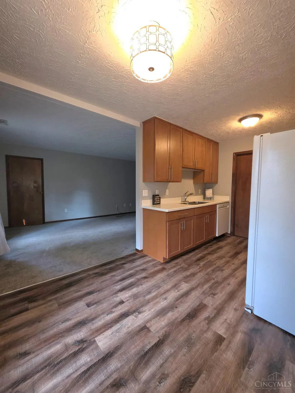 2050 Sunset Drive Hamilton, OH 45013