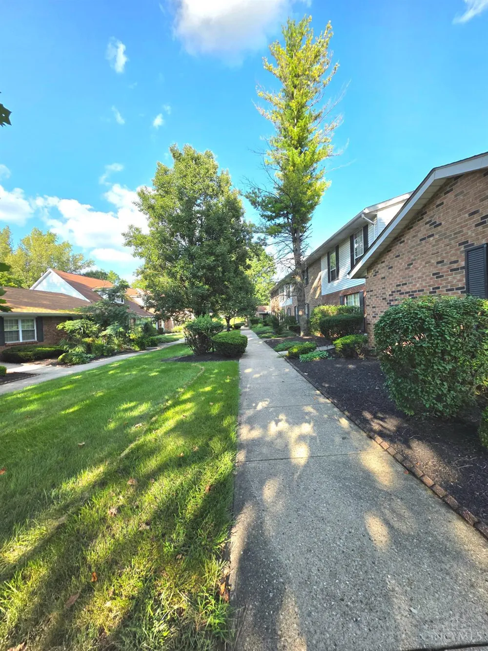 2050 Sunset Drive Hamilton, OH 45013