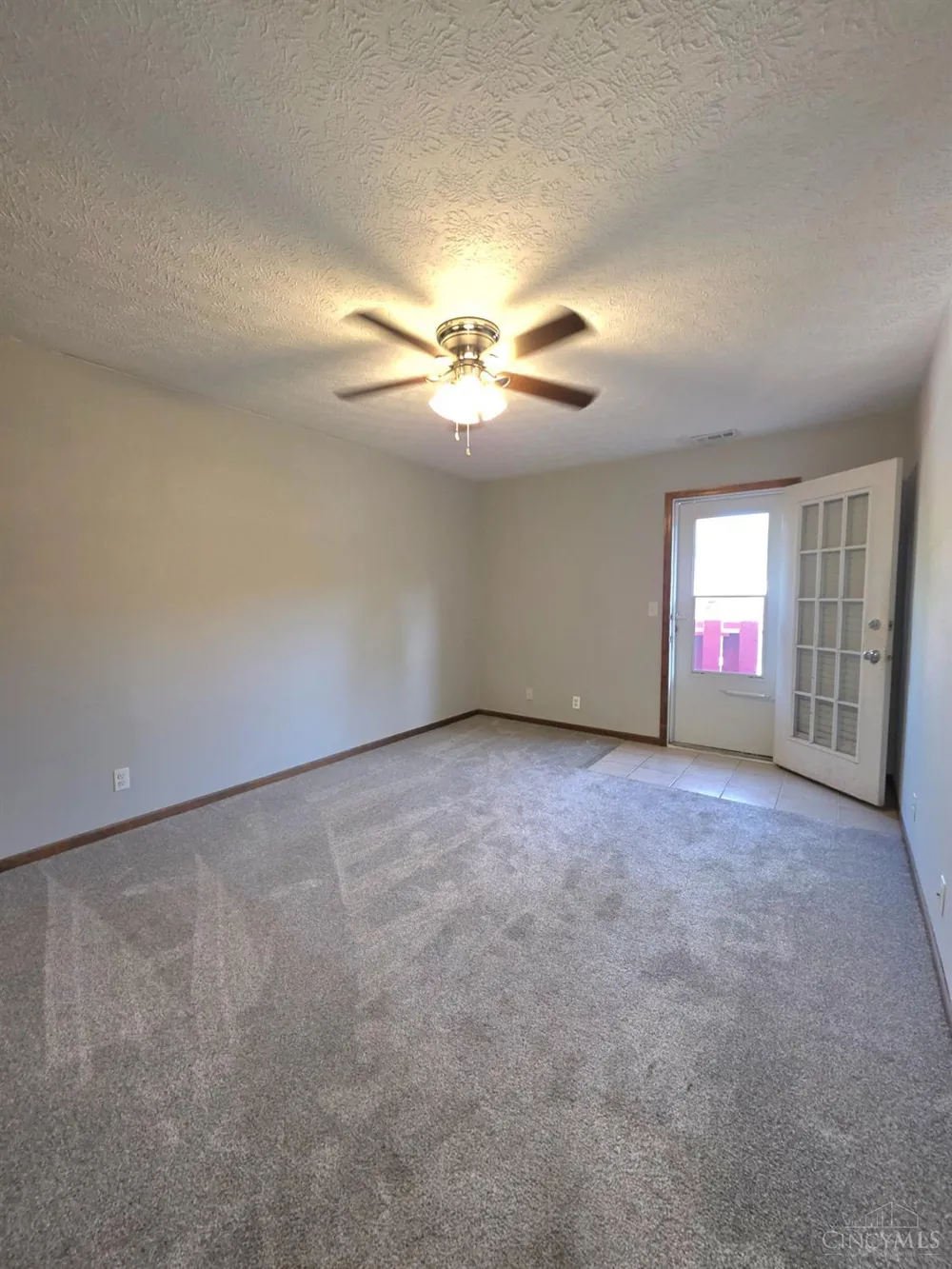 2050 Sunset Drive Hamilton, OH 45013