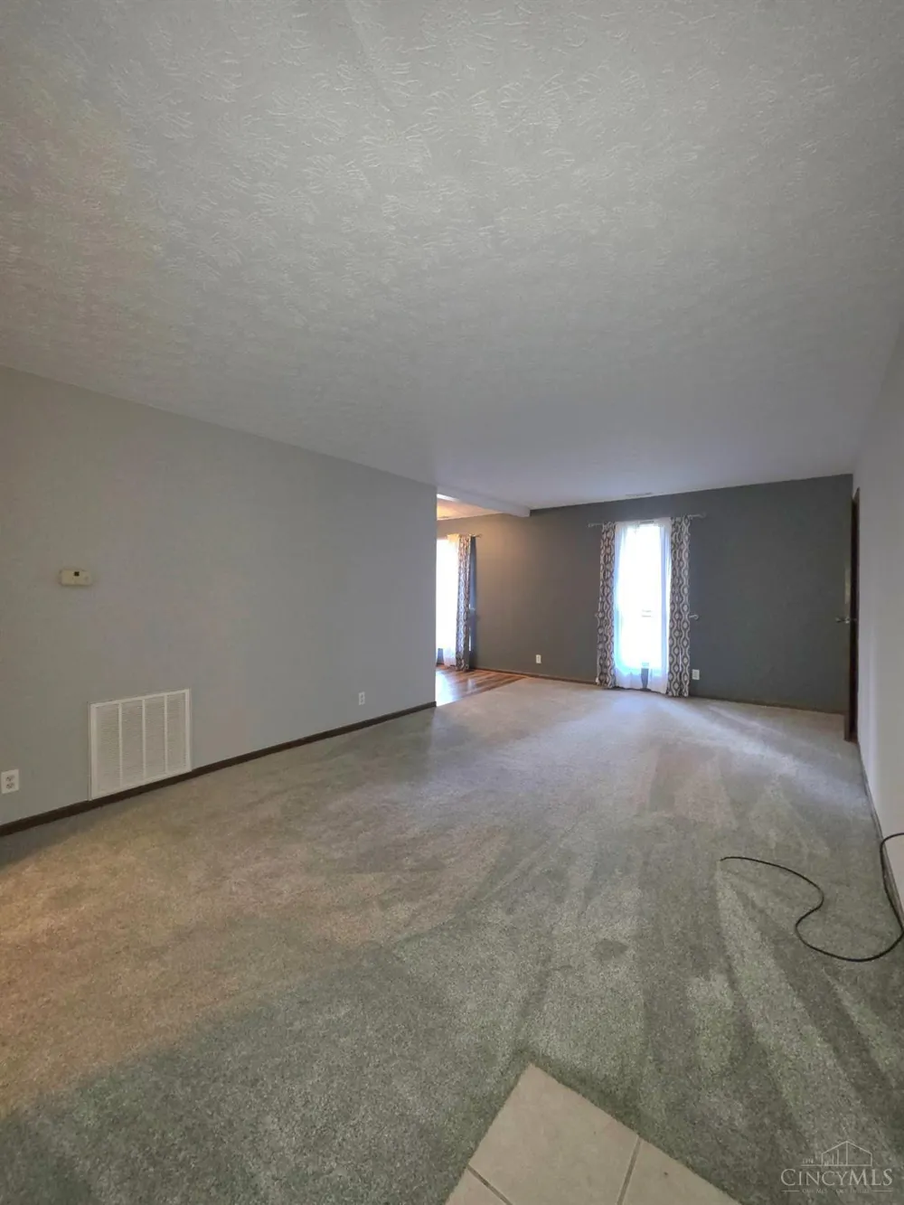 2050 Sunset Drive Hamilton, OH 45013