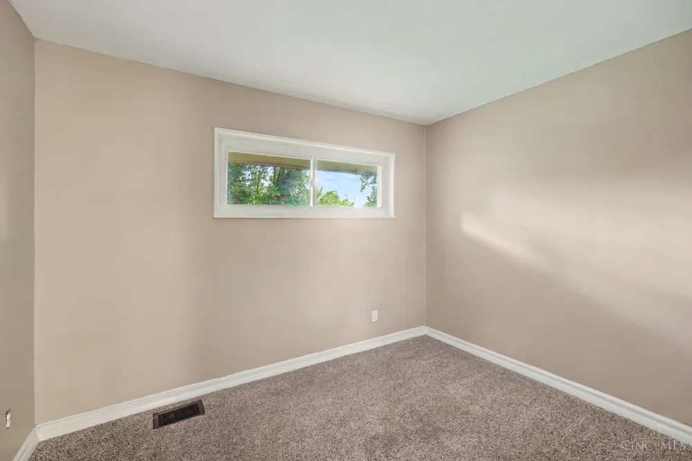 8633 Daly Road Springfield, OH 45231
