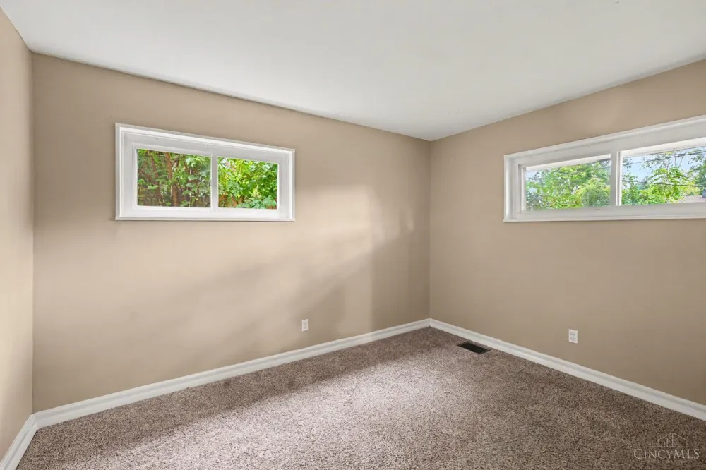 8633 Daly Road Springfield, OH 45231