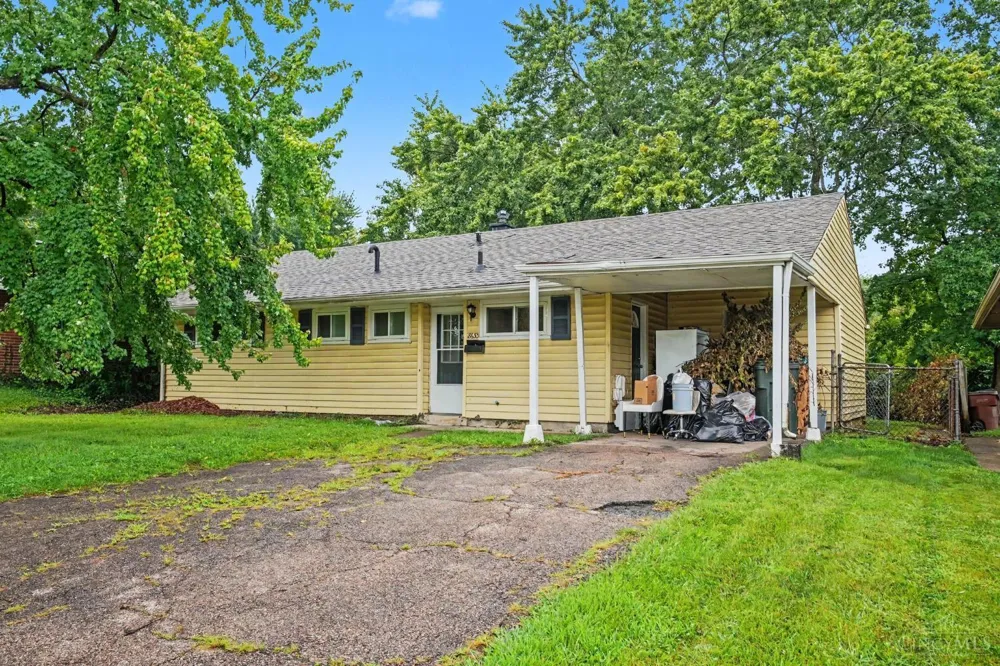 8633 Daly Road Springfield, OH 45231